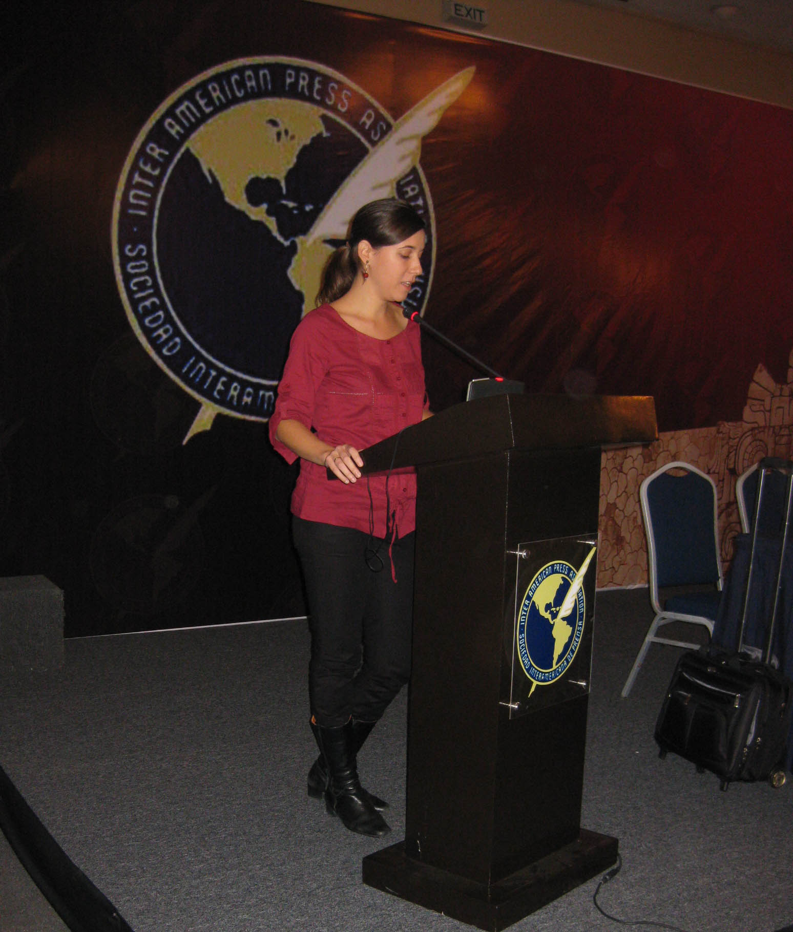 Libertad Paloma durante su intervención en la 66ª asamblea general de la SIP.