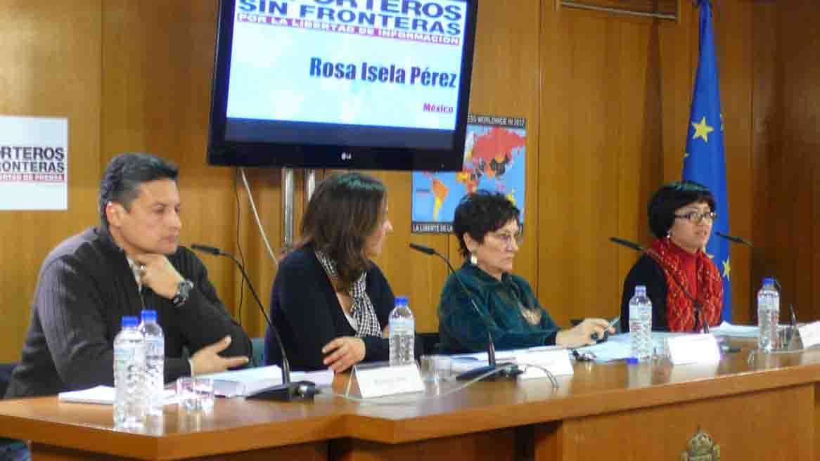 De izquierda a derecha, Aboubakr Jamaï, Pepa Bueno, Malén Aznárez y Rosa Isela. Foto: Macu de la Cruz.