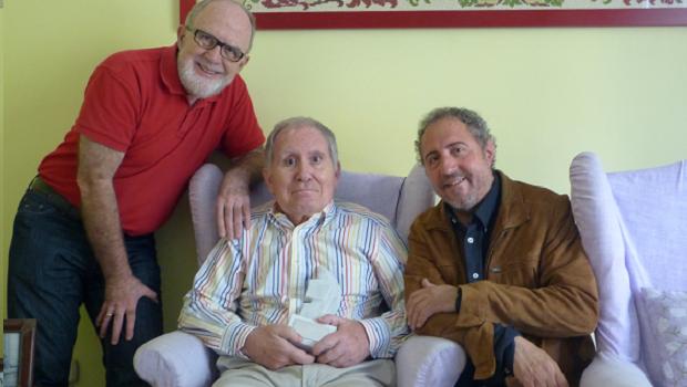 Martinmorales, en el medio, junto a José Luis Masegosa y Miguel Ángel Blanco. Foto: AP-APAL