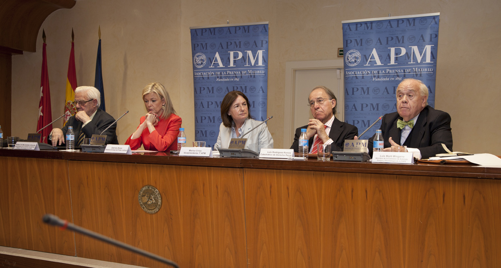Integrantes de la mesa de juristas. Foto: M. A. Benedicto / APM