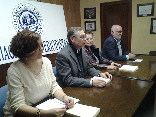 De Izq. a drch., Mónica Fernández, Javier de las Nieves, Nieves San Martín y Manuel López-Muñoz. Foto: Jomaro