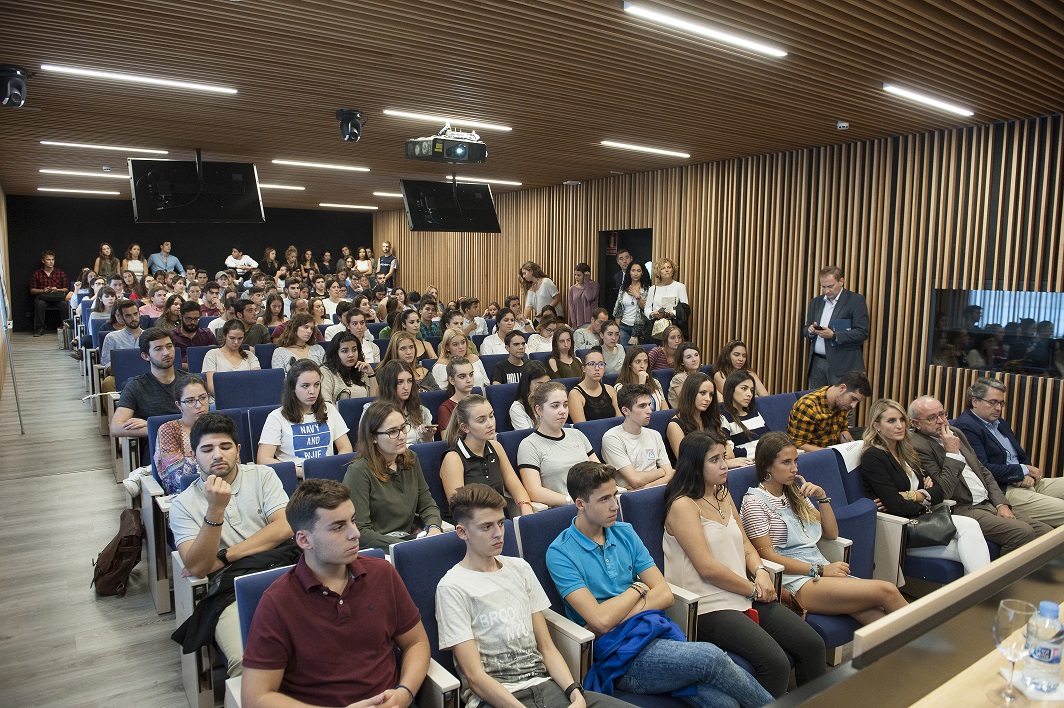 2017/09/SalonsGrados-UFV.jpg