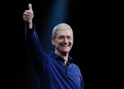 2018/03/Tim-Cook-10-aos-del-iPhone_thumb_400.jpg