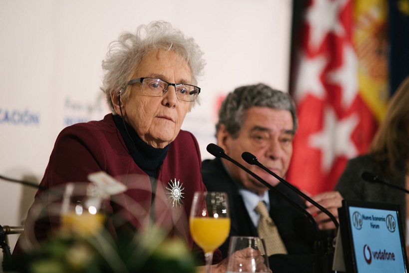 Soledad Gallego-ElPais-Foro Nueva Comunicación turno preguntas