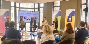Mesa redonda sobre la capacidad de ahorro de los hogares españoles organizada por OVB España.