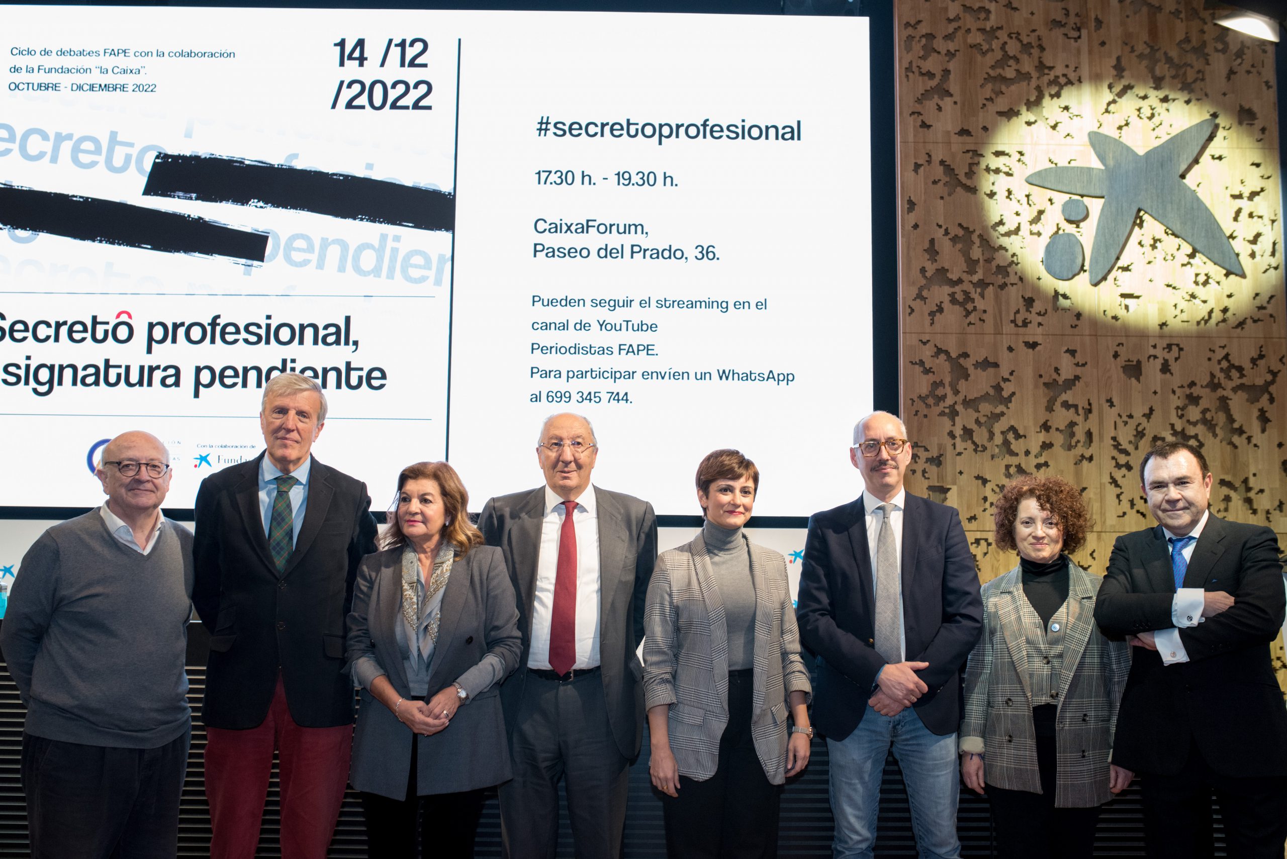 ministra de Política Territorial y portavoz del Gobierno, Isabel Rodríguez
Carmen Amores, directora general de Castilla-La Mancha Media; José María Irujo, periodista de El País; Eduardo Castilla, periodista y director del Grado de Periodismo de la Universidad Antonio de Nebrija; María Aránzazu Moretón, profesora de Derecho Constitucional de la Universidad de Valladolid y autora del libro El Secreto Profesional de los Periodistas; y Juan Luis Galiacho, profesor de Comunicación en la Universidad Rey Juan Carlos y director de Elcierredigital.com. Mariano Rivero