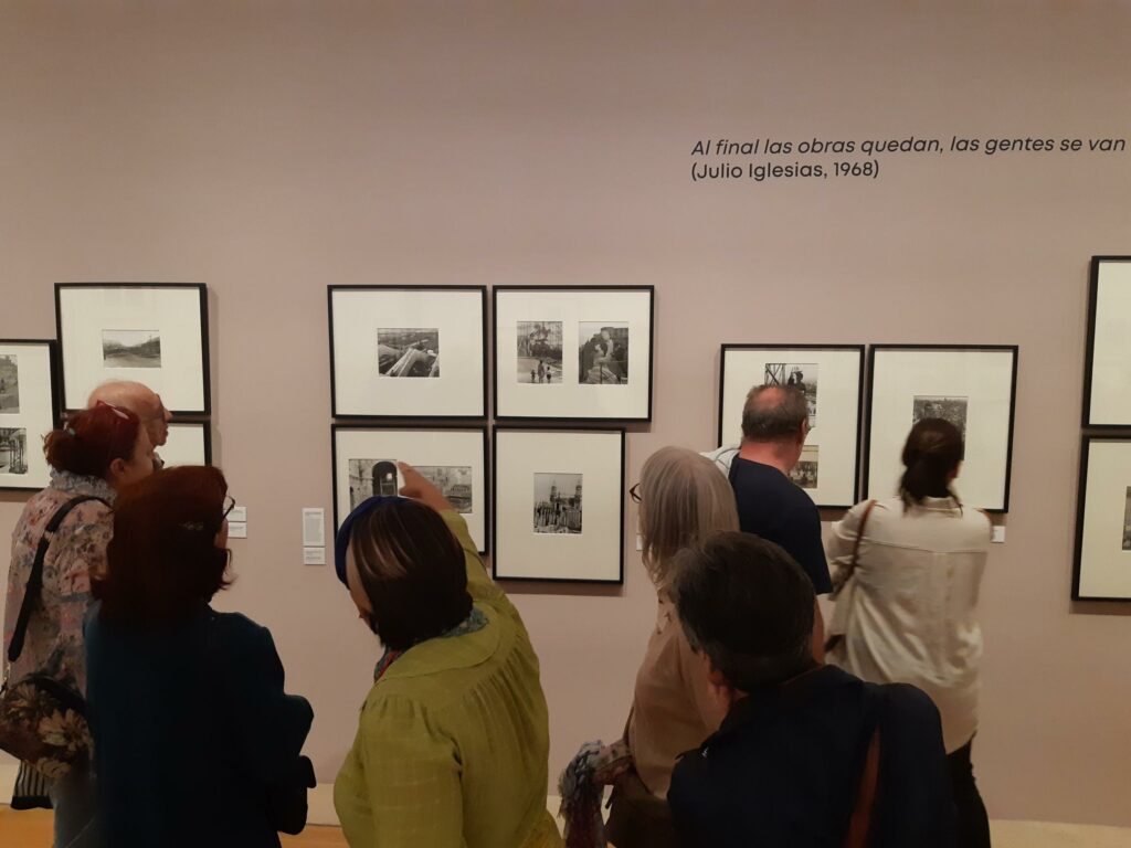 Momento de la visita a la exposición. Foto: APM