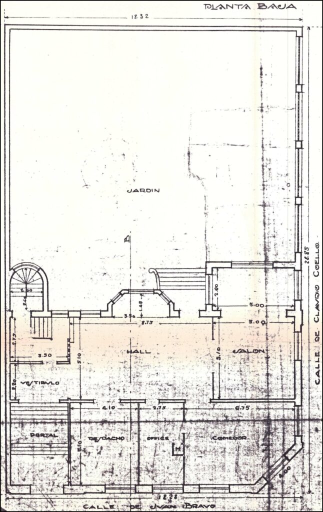 Planta baja, donde se puede apreciar el desaparecido jardín de la residencia. Colegio Oficial de Arquitectos de Madrid. (1924). Fuente. Archivo APM