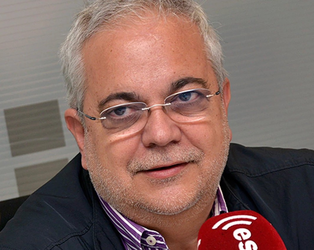 Moncholi esradio