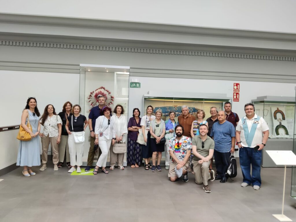 Foto de familia en el Museo Nacional de Antropología. Foto: APM