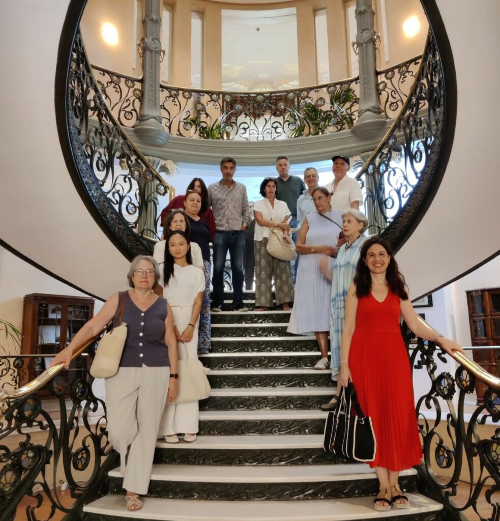 Foto de grupo de asociados de la APM en la sede de la SGAE. Foto: APM