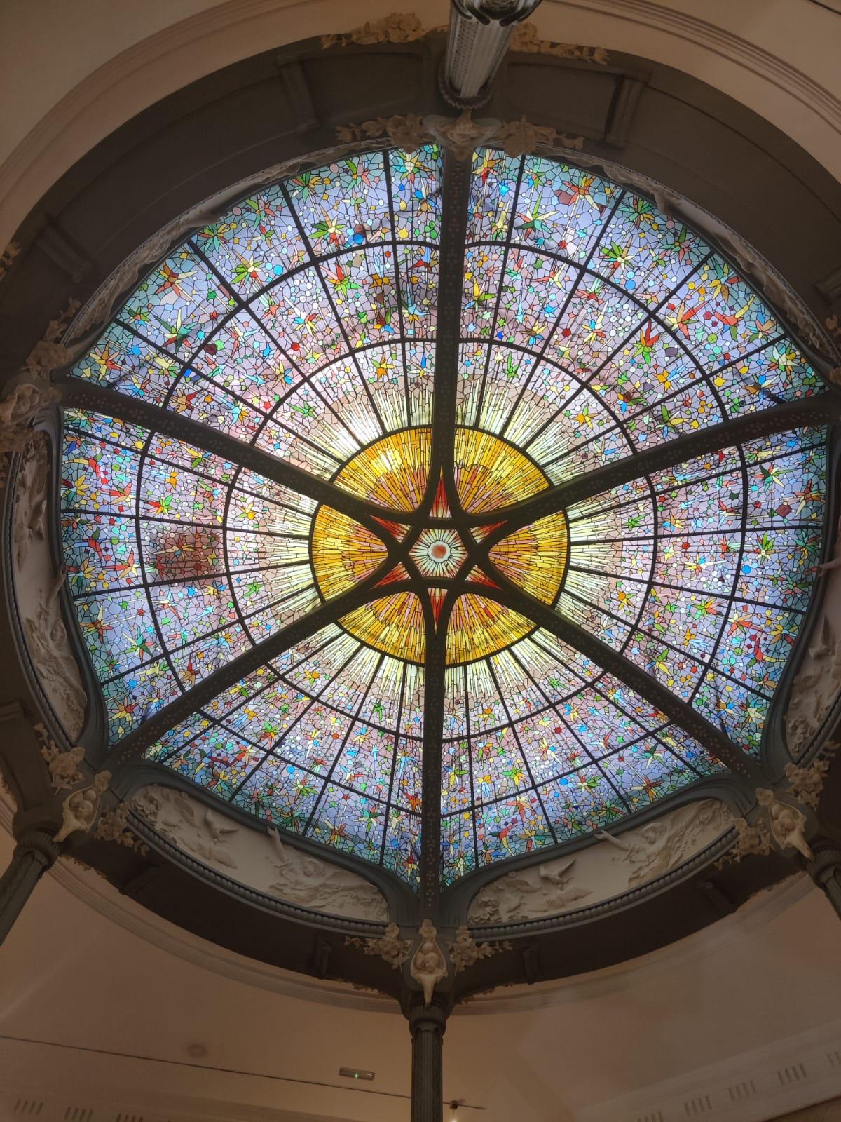 Interior de la cúpula del Palacio Longoria