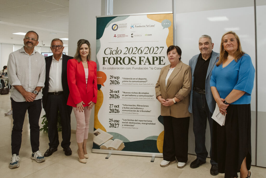 De izq. a dcha.: Emilio Contreras, Roberto Gómez, María José Hostalrich, Carmen del Riego, Esteban Ibarra y Carmen Colino. Foto: Elena Hidalgo / FAPE
